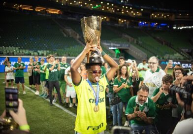 Endrick brilha em campo e Palmeiras conquista o tricampeonato Paulista