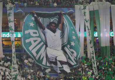 Palmeiras empata na Libertadores em despedida de Endrick