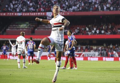 São Paulo goleia o Bahia pelo campeonato brasileiro