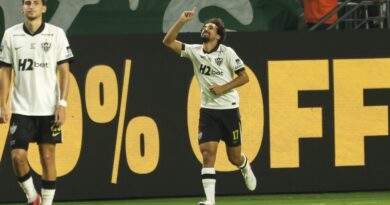Atlético-MG aproveita falhas defensivas e vence o Palmeiras por 2 a 1 no Nubank Parque