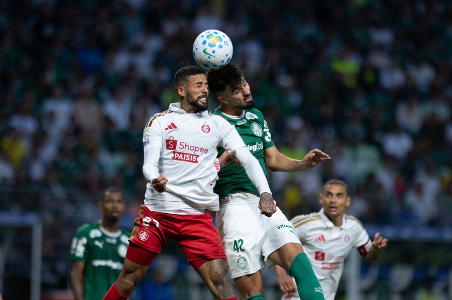 Palmeiras empata com Internacional em casa e decepciona torcida