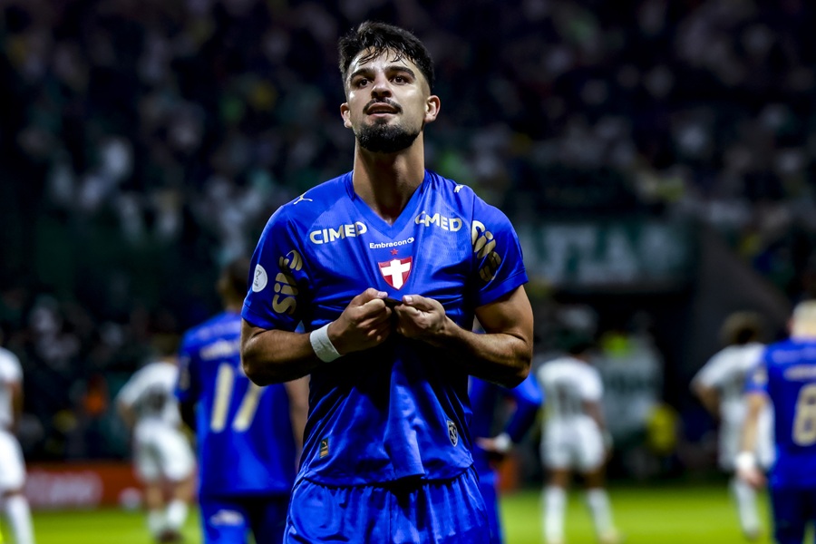 Palmeiras vence o Santos em casa em jogo de ida da Copa do Brasil