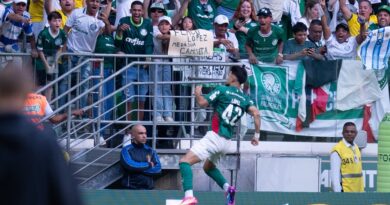 Palmeiras goleia Vasco e aumenta diferença na liderança