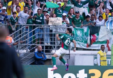 Palmeiras goleia Vasco e aumenta diferença na liderança