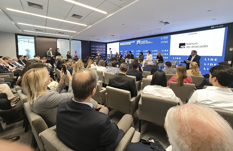 Seminário LIDE reúne especialistas para discutir cenários político e econômico do Brasil